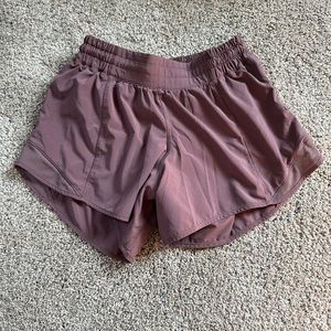 lululemon Hotty Hot low rise 4" shorts